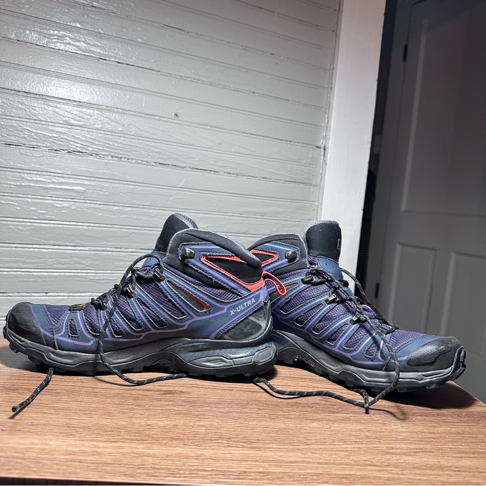 EUC Salomon X Ultra 3 Mid GTX Hiking Boots w Brooks Insoles—Purple & Black US 10 - Picture 6 of 12